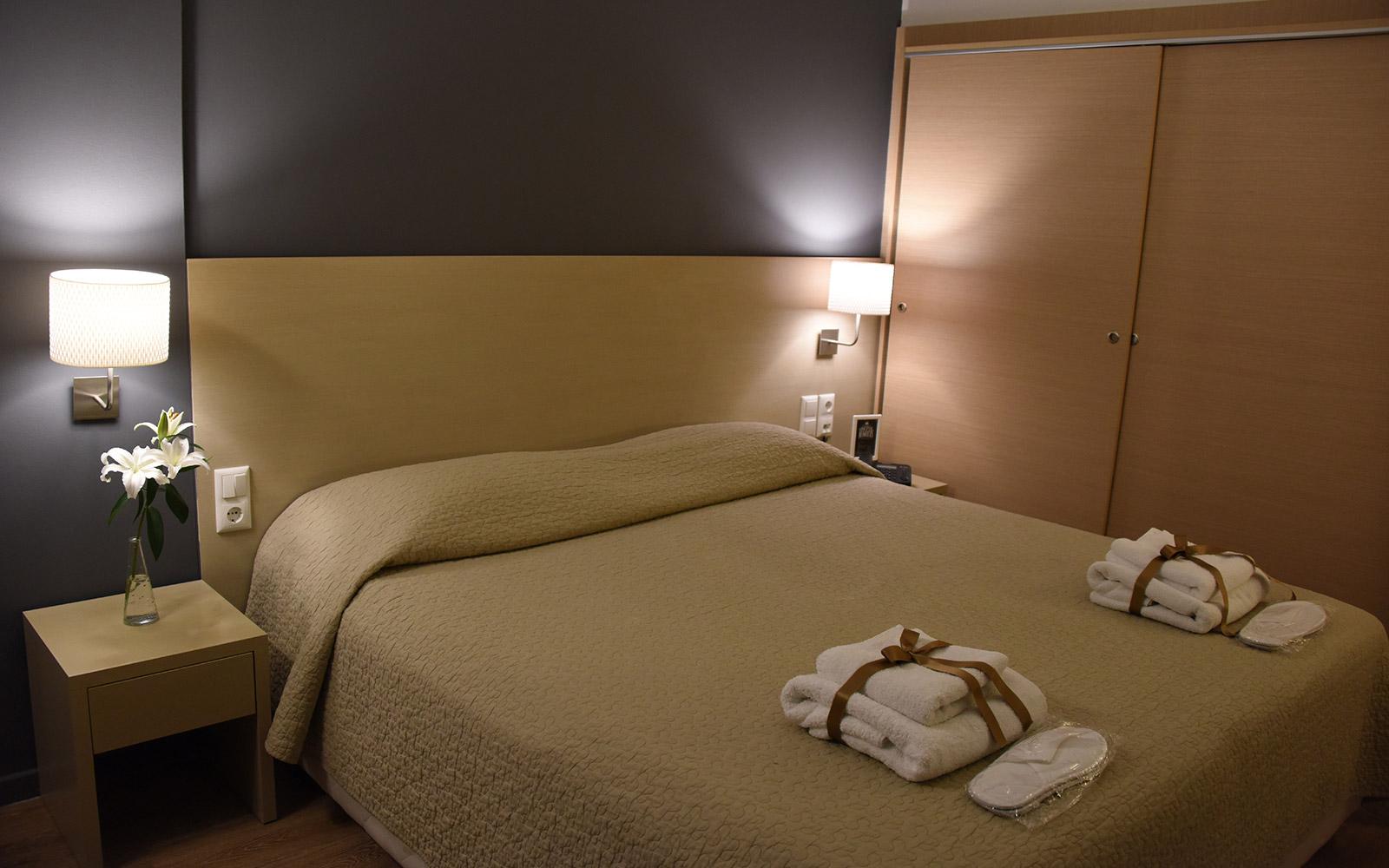 Dionisos Hotel Larissa Extérieur photo