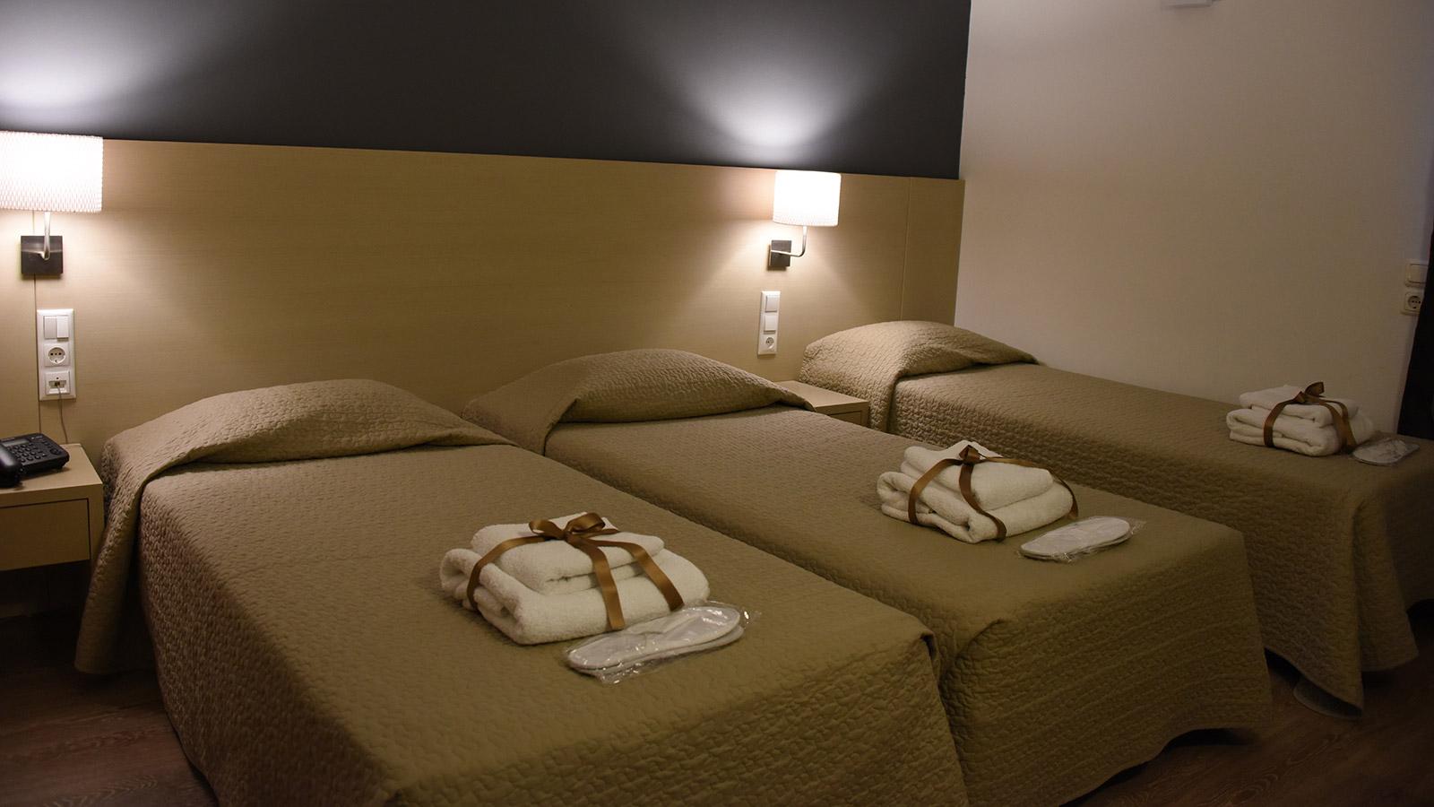 Dionisos Hotel Larissa Extérieur photo